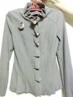 Женский костюм (пиджак + юбка). Новый. Стильный