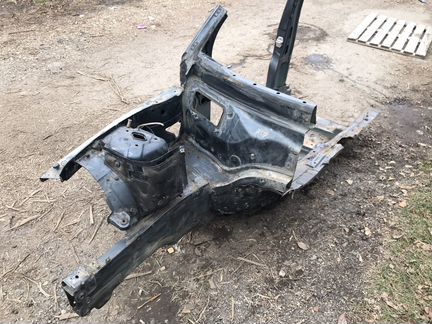 Передняя четверть Mercedes X204 GLK