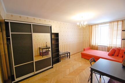 2-к квартира, 45 м², 1/9 эт.