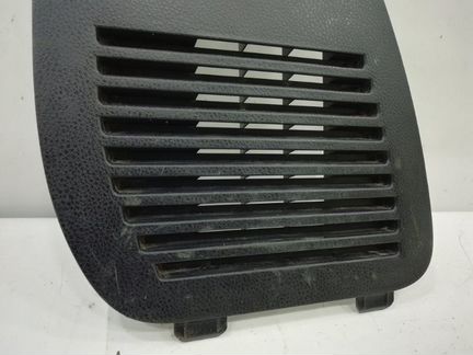 Заглушка обшивки багажника Toyota Rav4 40 2013