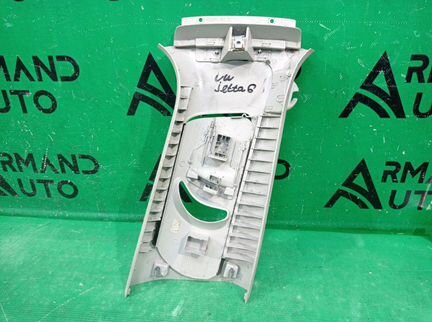 Обшивка стойки левая Volkswagen Jetta 6 2010