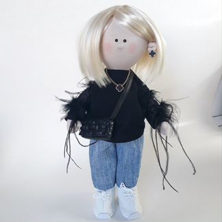 Текстильная кукла