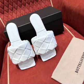 Шлёпанцы Bottega Veneta