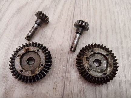 Стальная главная пара Axial Wraith