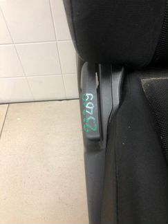 Сиденье переднее правое Mitsubishi Lancer 10 CY1A