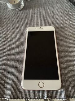 Телефон iPhone