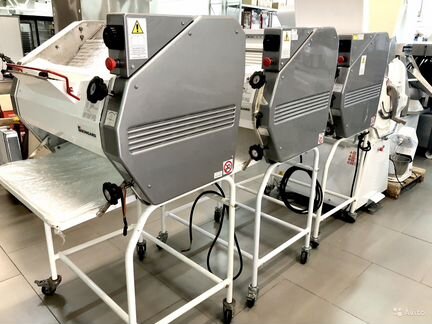 Тестоформовочная машина