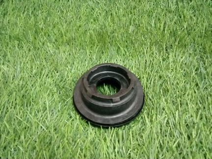 Опорный подшипник Мазда 3