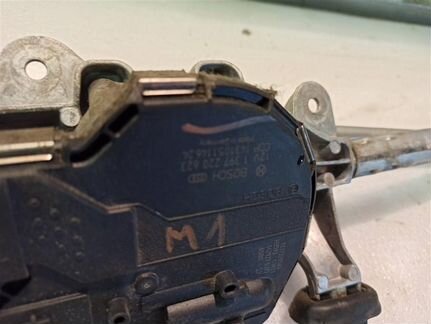 Трапеция стеклоочистителей в сборе Opel Astra J G