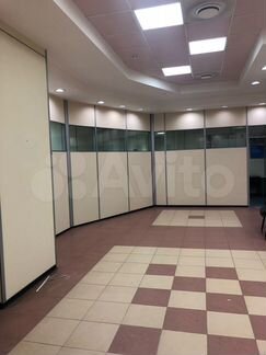 Офис, 731 м²